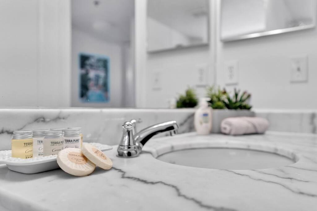 Modern 2/2 With Beautiful Ocean And Brickell Views Daire Miami Dış mekan fotoğraf