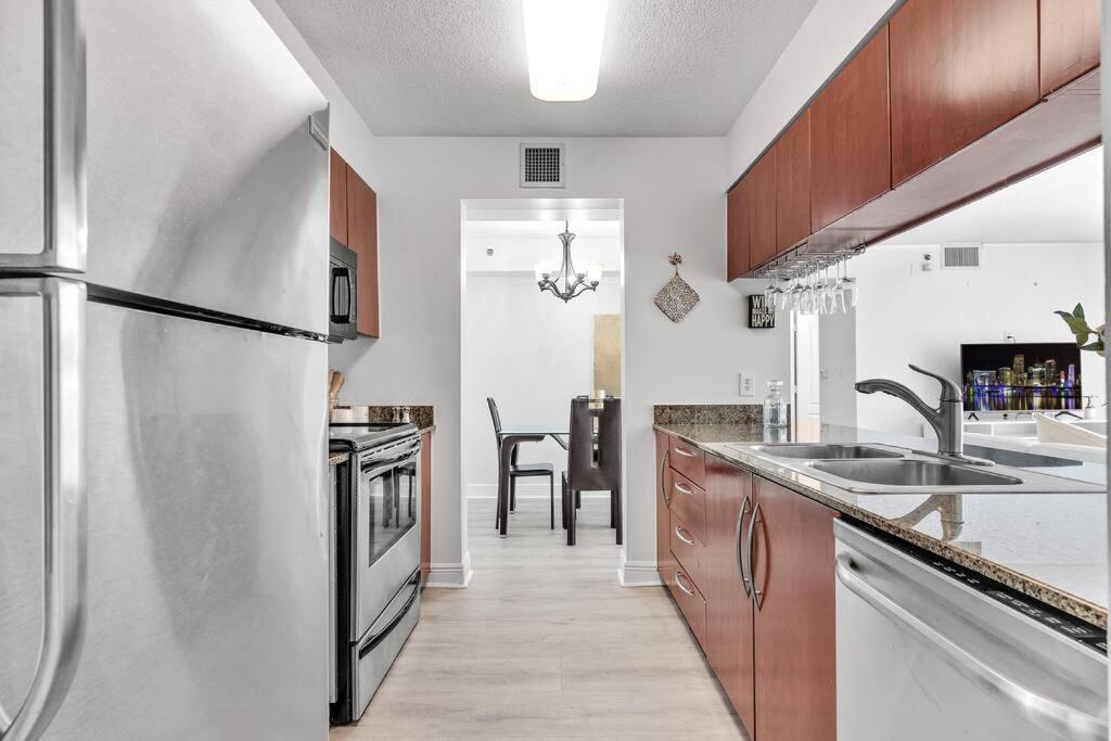 Modern 2/2 With Beautiful Ocean And Brickell Views Daire Miami Dış mekan fotoğraf