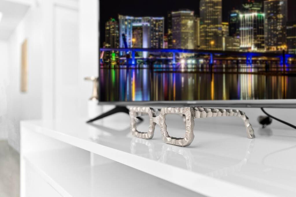 Modern 2/2 With Beautiful Ocean And Brickell Views Daire Miami Dış mekan fotoğraf